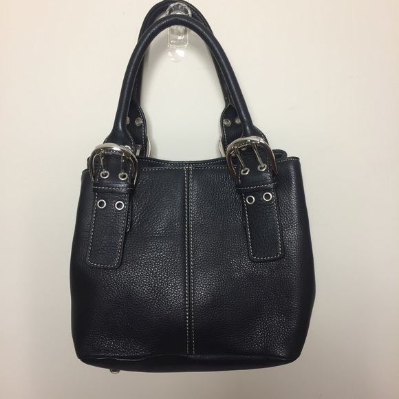 Tignanello Handbags - [Tignanello] - Black Leather Tote. EUC